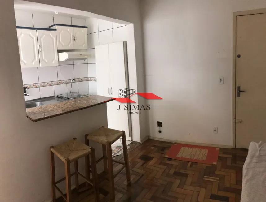 Foto 1 de Kitnet com 1 Quarto à venda, 38m² em Passo da Areia, Porto Alegre