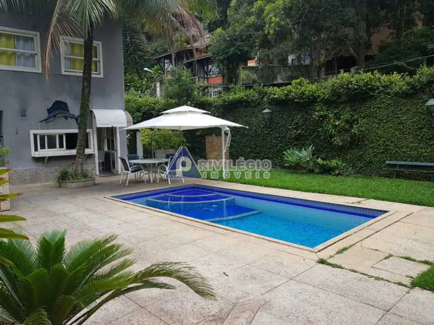 Foto 1 de Casa com 6 Quartos à venda, 600m² em Lagoa, Rio de Janeiro