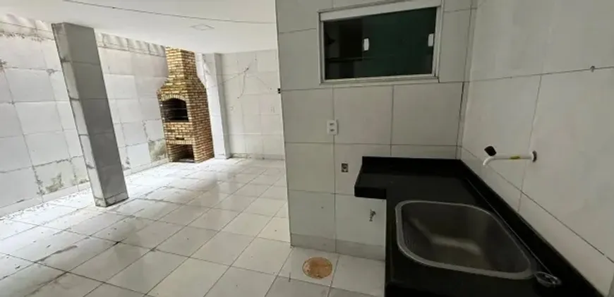 Foto 1 de Casa com 2 Quartos à venda, 100m² em Uruguai, Salvador