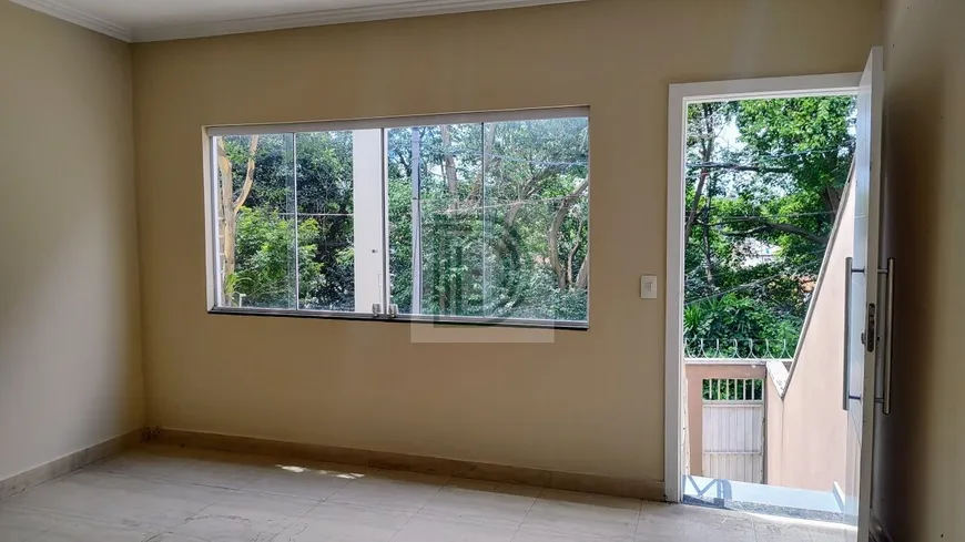 Foto 1 de Sobrado com 3 Quartos à venda, 155m² em Jardim Rizzo, São Paulo