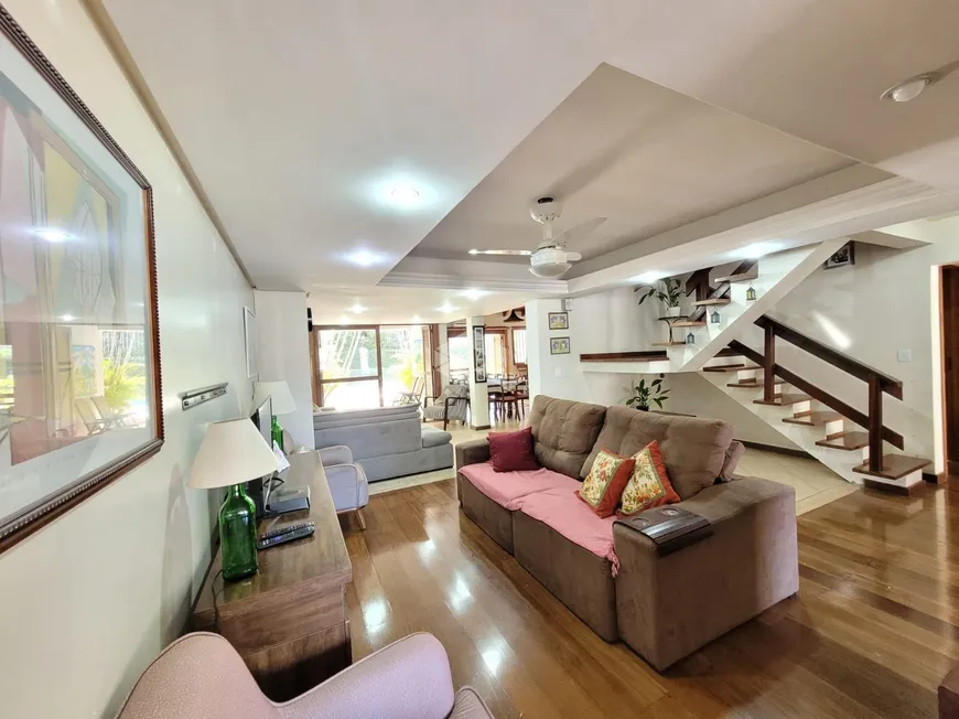 Foto 1 de Casa com 4 Quartos à venda, 405m² em Ipanema, Porto Alegre
