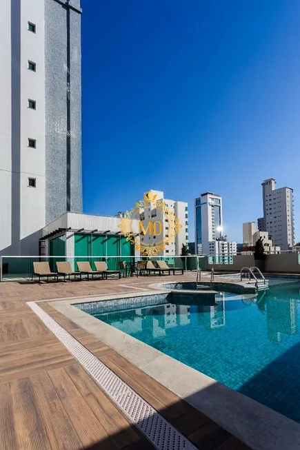 Foto 1 de Apartamento com 4 Quartos à venda, 149m² em Centro, Balneário Camboriú