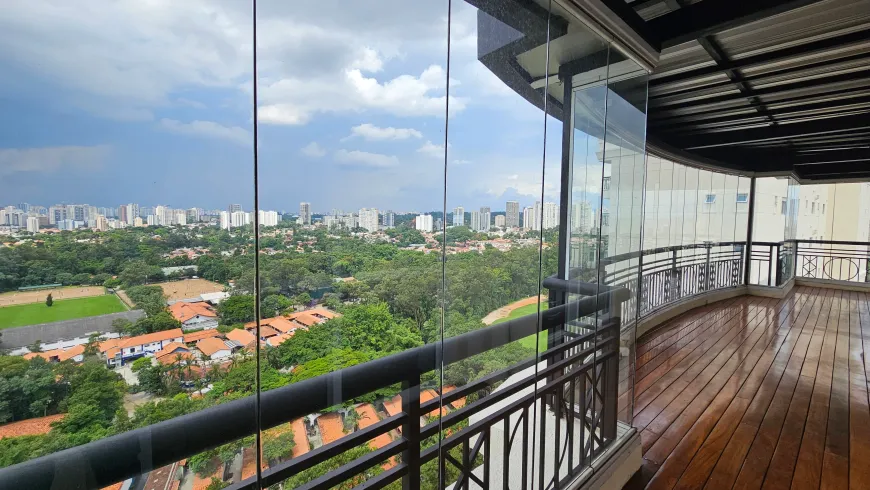 Foto 1 de Cobertura com 4 Quartos para venda ou aluguel, 400m² em Chácara Santo Antônio, São Paulo