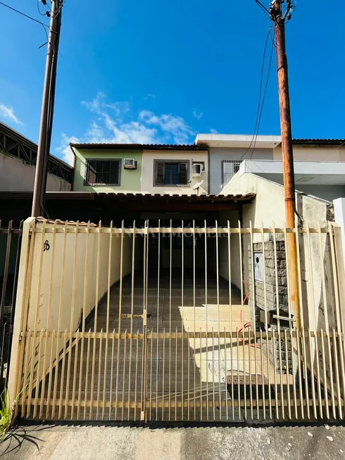 Foto 1 de Casa com 2 Quartos à venda, 88m² em Jardim Amália, Volta Redonda