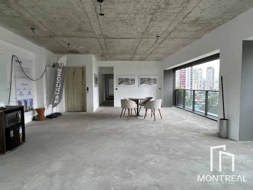 Foto 1 de Apartamento com 3 Quartos à venda, 226m² em Vila Nova Conceição, São Paulo