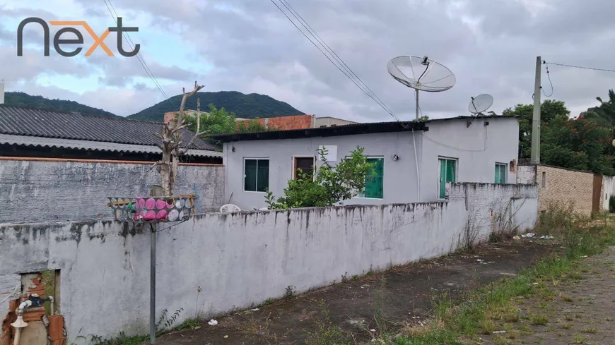 Foto 1 de Lote/Terreno à venda, 153m² em Armação, Penha