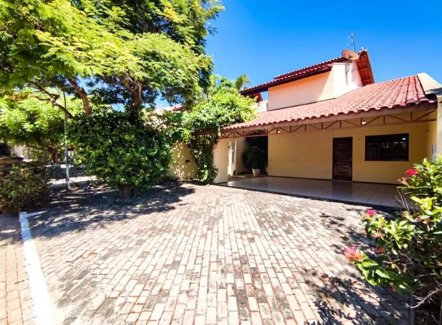 Foto 1 de Casa de Condomínio com 4 Quartos à venda, 237m² em Zoobotânico, Teresina