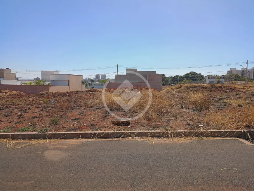 Foto 1 de Lote/Terreno à venda, 250m² em Aclimacao, Uberlândia