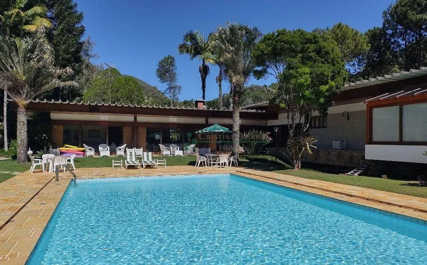 Foto 1 de Casa com 8 Quartos à venda, 1272m² em Albuquerque, Teresópolis