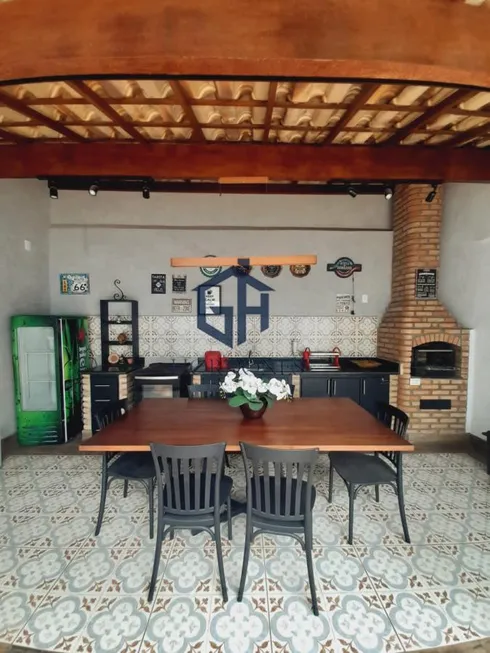 Foto 1 de Casa com 3 Quartos à venda, 225m² em Santa Amélia, Belo Horizonte