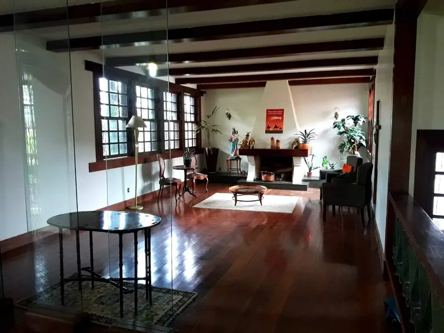 Foto 1 de Casa com 4 Quartos à venda, 540m² em Mangabeiras, Belo Horizonte