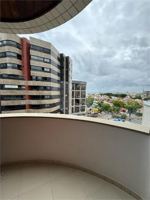 Foto 1 de Apartamento com 1 Quarto à venda, 47m² em Pajuçara, Maceió