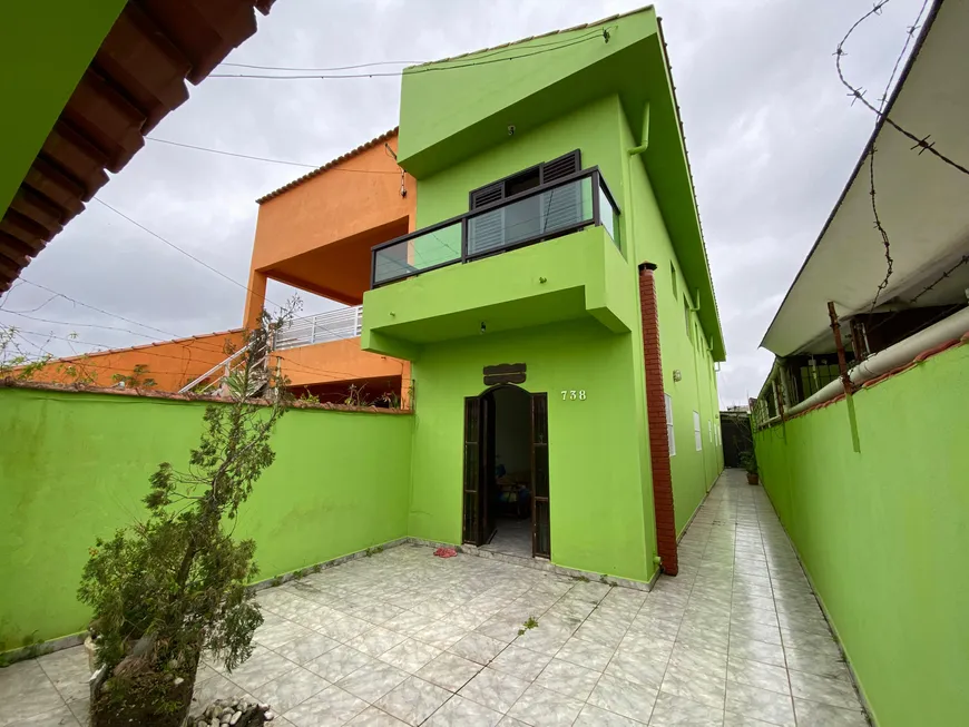 Foto 1 de Casa com 4 Quartos à venda, 150m² em Balneário Gaivota, Itanhaém