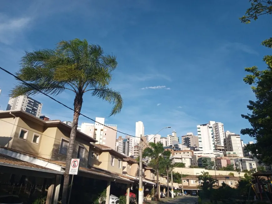 Foto 1 de Casa com 4 Quartos à venda, 180m² em Buritis, Belo Horizonte