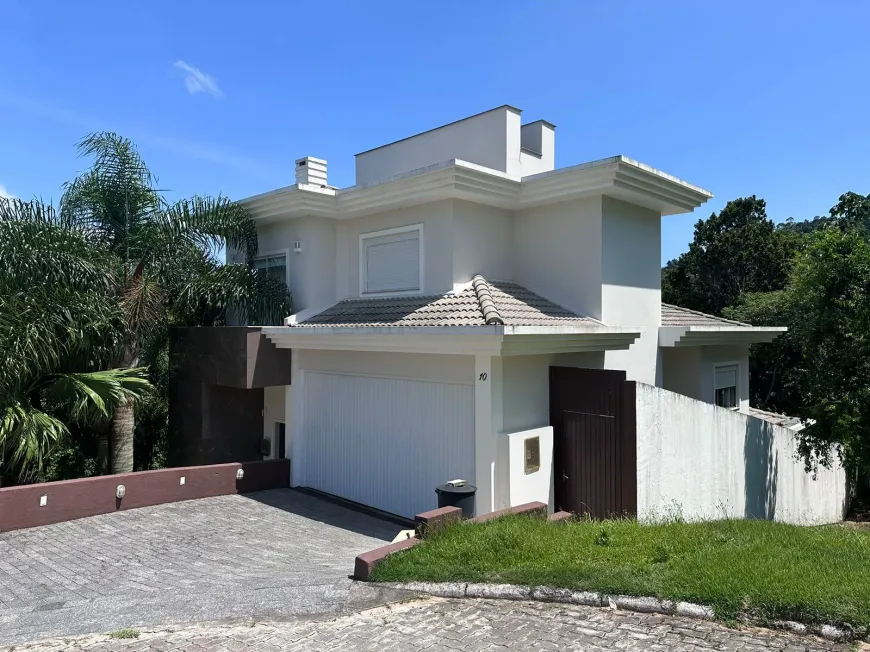 Foto 1 de Casa com 4 Quartos à venda, 240m² em Trindade, Florianópolis