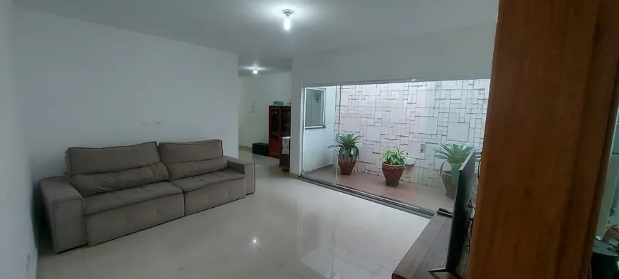 Foto 1 de Sobrado com 3 Quartos à venda, 164m² em Vila Maria Alta, São Paulo