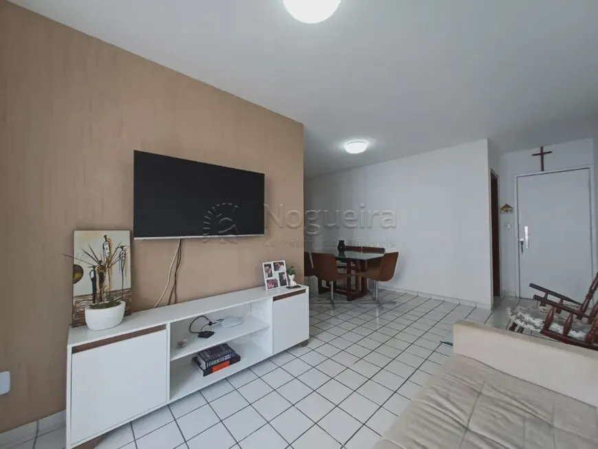 Foto 1 de Apartamento com 2 Quartos à venda, 61m² em Candeias, Jaboatão dos Guararapes