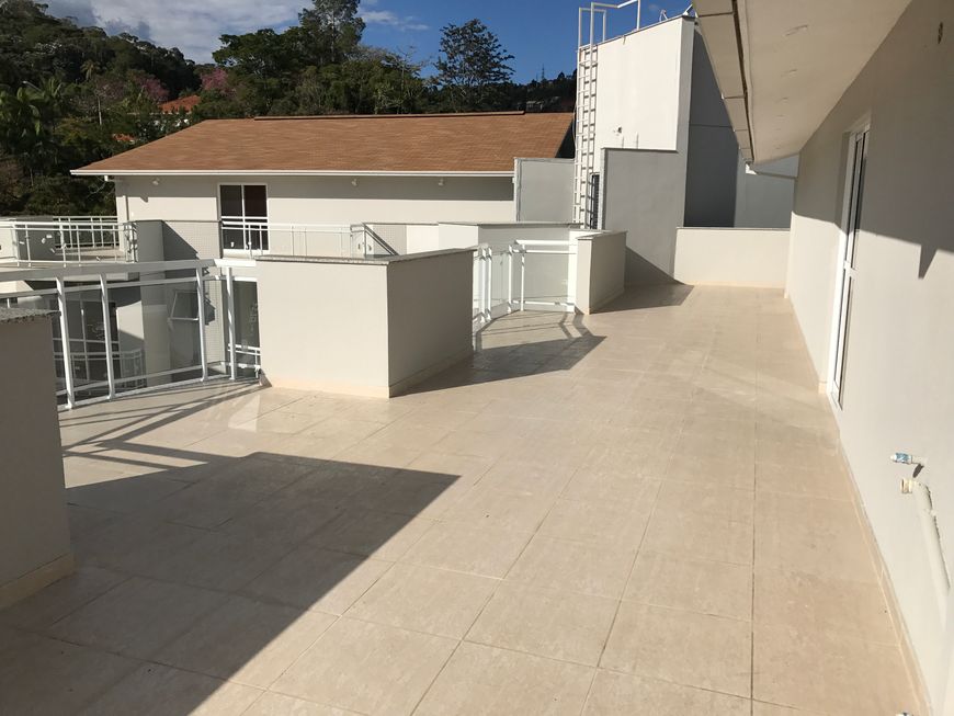 Foto 1 de Cobertura com 4 Quartos à venda, 276m² em Braunes, Nova Friburgo