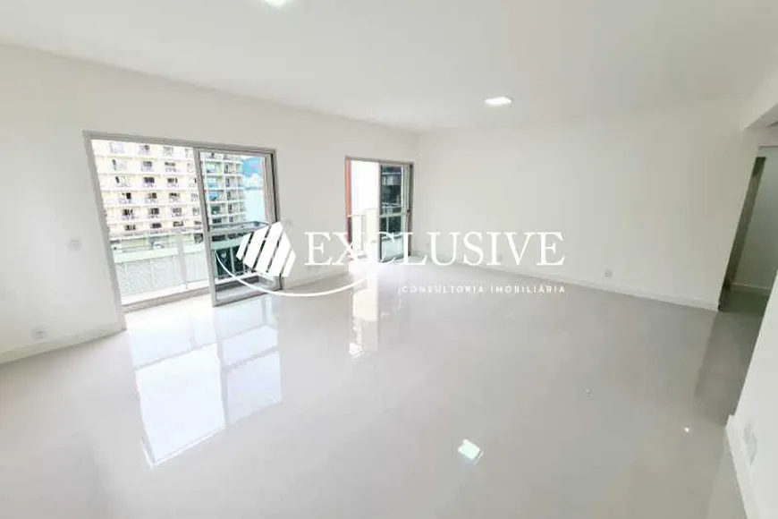 Foto 1 de Apartamento com 4 Quartos à venda, 185m² em Copacabana, Rio de Janeiro