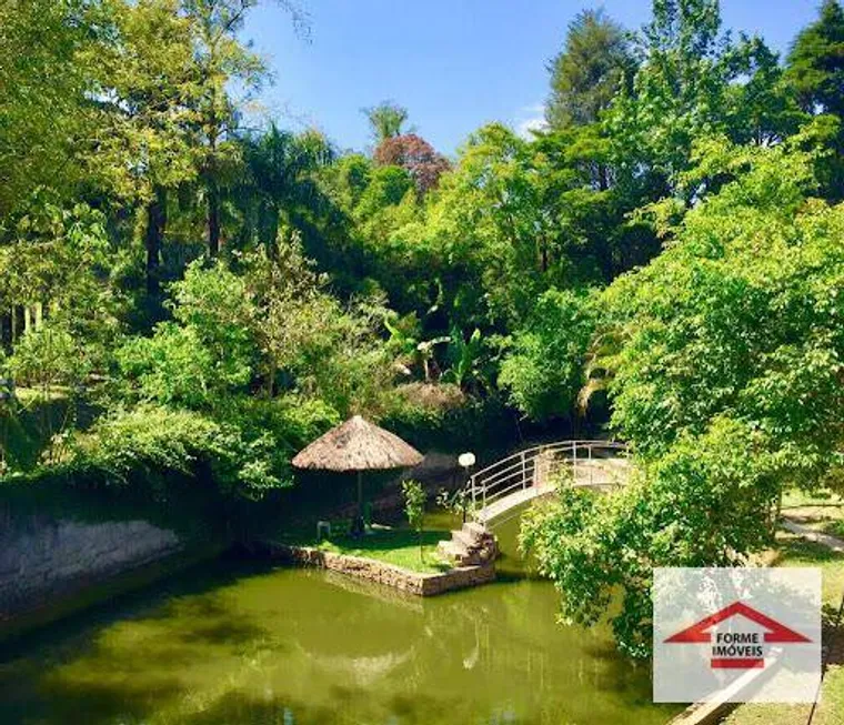 Foto 1 de Fazenda/Sítio com 4 Quartos para venda ou aluguel, 807m² em Colônia, Jundiaí