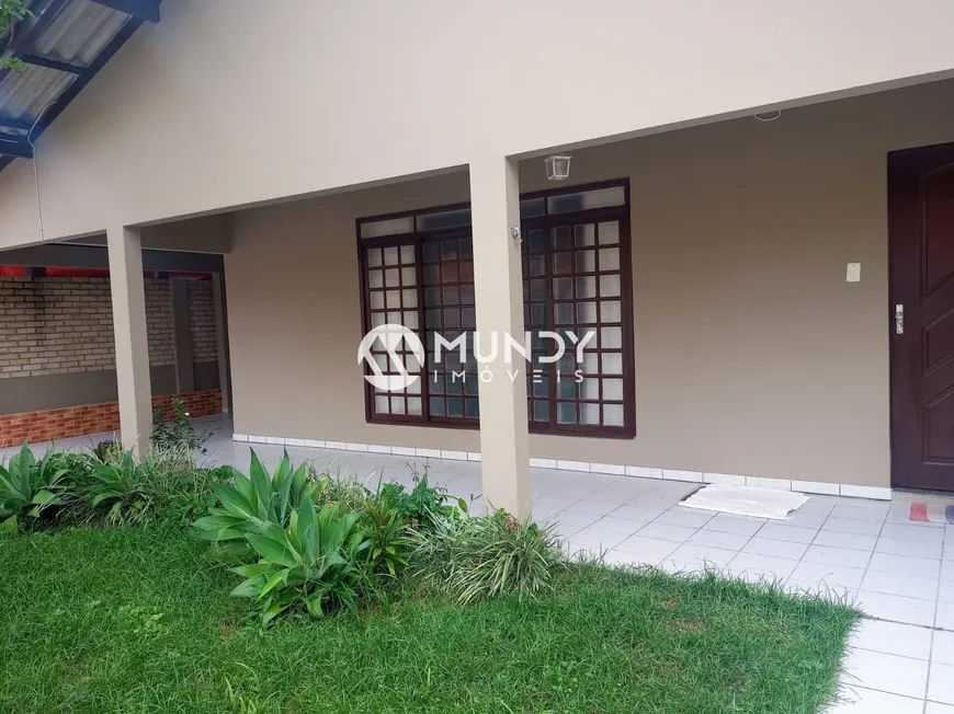 Foto 1 de Casa com 4 Quartos à venda, 204m² em Canasvieiras, Florianópolis