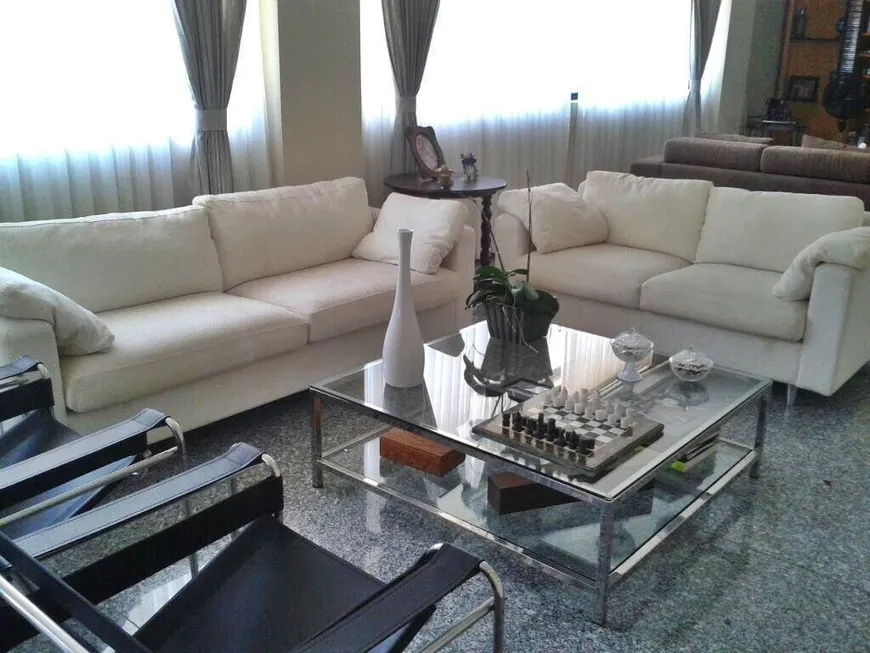 Foto 1 de Apartamento com 4 Quartos à venda, 245m² em Petrópolis, Natal