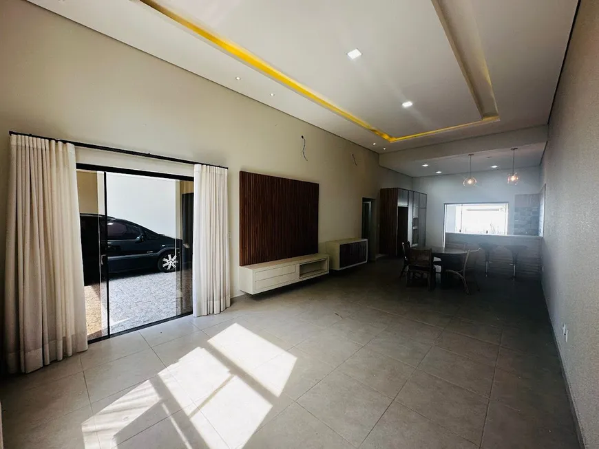 Foto 1 de Casa de Condomínio com 3 Quartos à venda, 151m² em Residencial Real Parque Sumaré, Sumaré