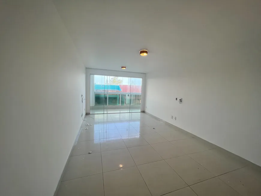 Foto 1 de Apartamento com 3 Quartos à venda, 139m² em Praia do Pecado, Macaé