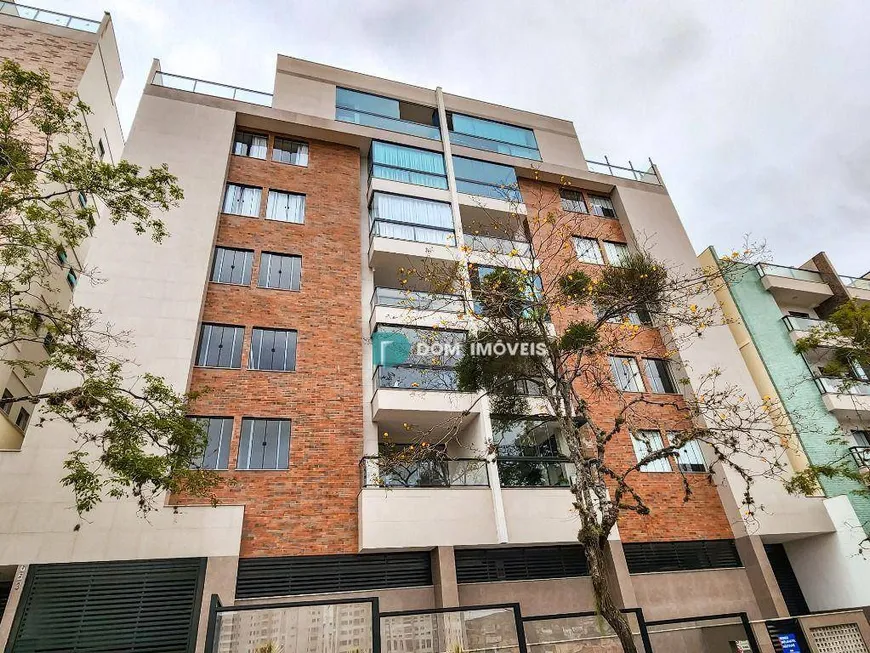 Foto 1 de Cobertura com 4 Quartos à venda, 180m² em Vale do Ipê, Juiz de Fora