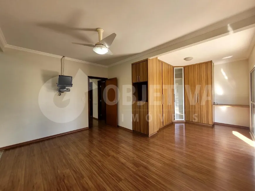 Foto 1 de Casa com 4 Quartos à venda, 286m² em Tabajaras, Uberlândia