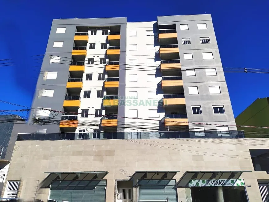 Foto 1 de Apartamento com 2 Quartos à venda, 60m² em São Luiz, Caxias do Sul