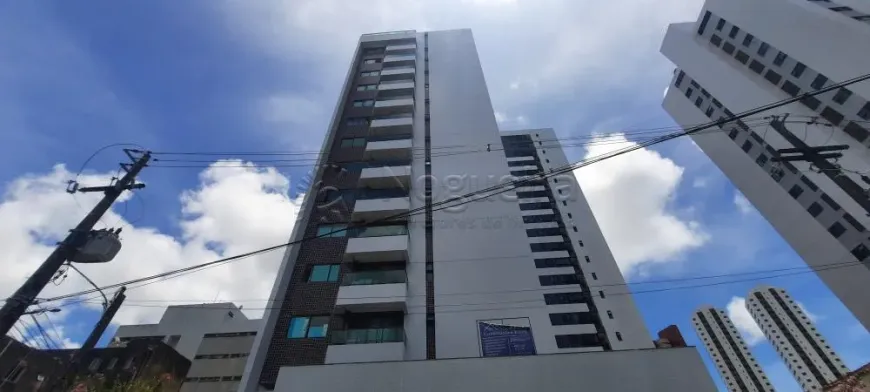 Foto 1 de Flat com 1 Quarto à venda, 40m² em Madalena, Recife