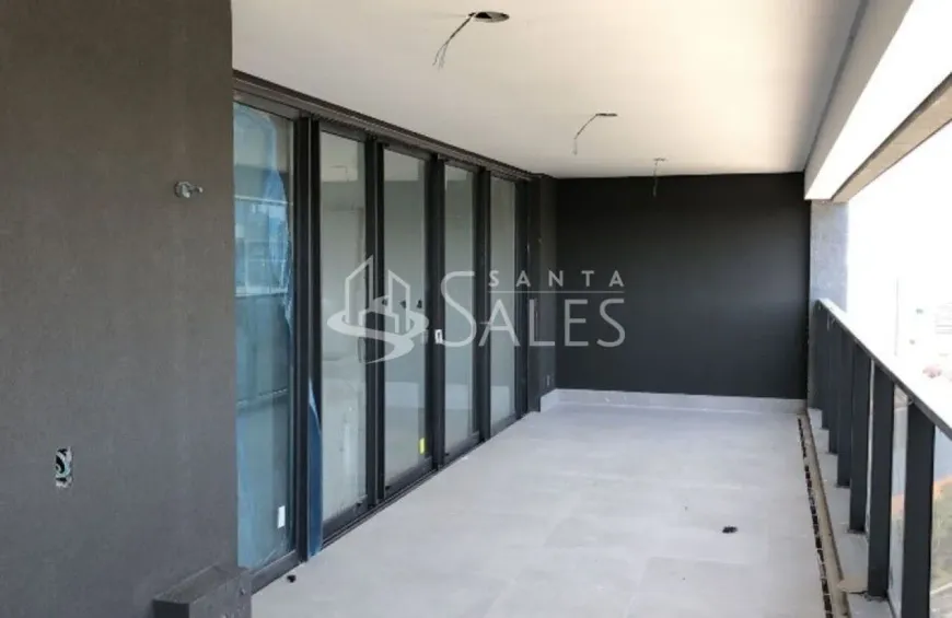 Foto 1 de Apartamento com 3 Quartos à venda, 186m² em Cidade Jardim, São Paulo