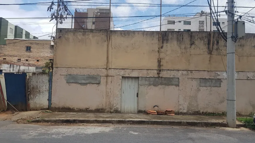 Foto 1 de Lote/Terreno à venda, 360m² em São Luíz, Belo Horizonte