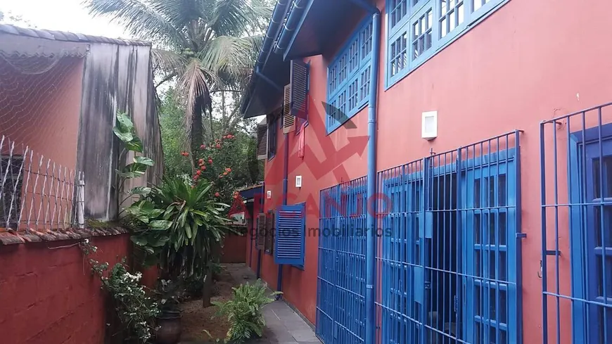 Foto 1 de Casa com 5 Quartos à venda, 282m² em Praia do Lazaro, Ubatuba