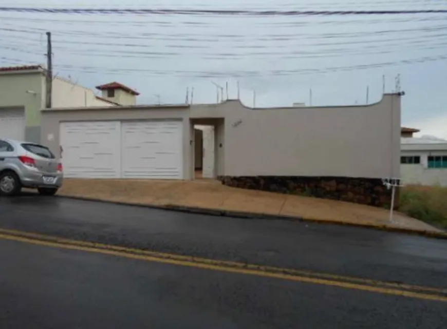 Foto 1 de Casa com 3 Quartos à venda, 175m² em Nova Piracicaba, Piracicaba