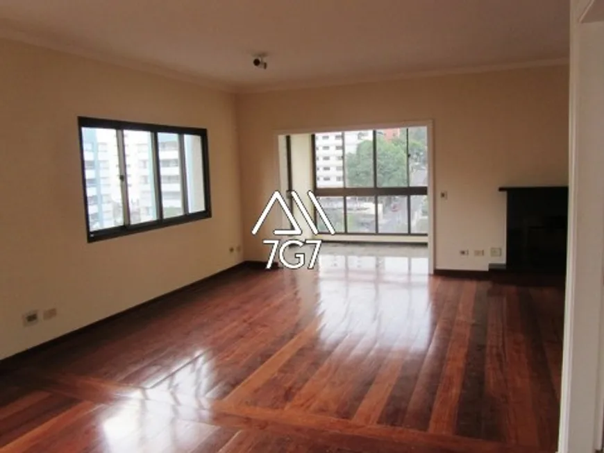 Foto 1 de Apartamento com 3 Quartos à venda, 214m² em Real Parque, São Paulo