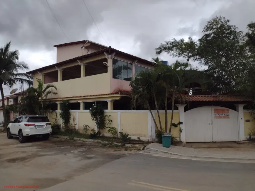 Foto 1 de Casa com 1 Quarto à venda, 250m² em Praça da Bandeira, Araruama