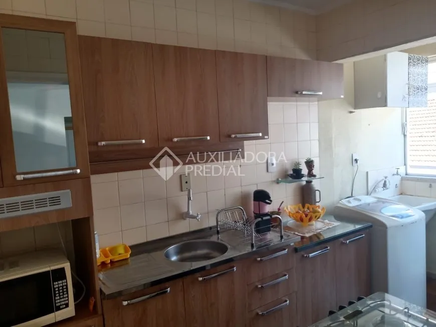 Foto 1 de Apartamento com 2 Quartos à venda, 59m² em Jardim Lindóia, Porto Alegre