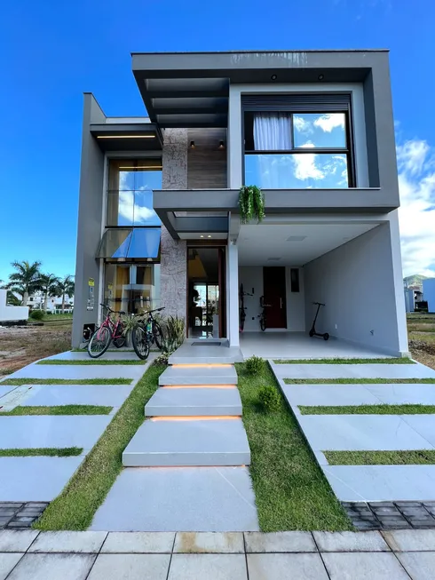 Foto 1 de Casa com 2 Quartos à venda, 160m² em Deltaville, Biguaçu