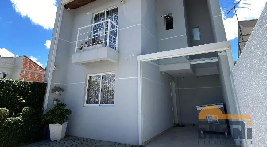 Foto 1 de Casa com 3 Quartos à venda, 120m² em Uberaba, Curitiba