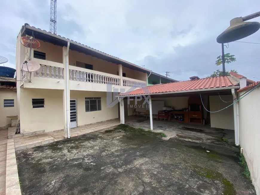 Foto 1 de Casa com 4 Quartos à venda, 244m² em Jardim Guacyra, Itanhaém