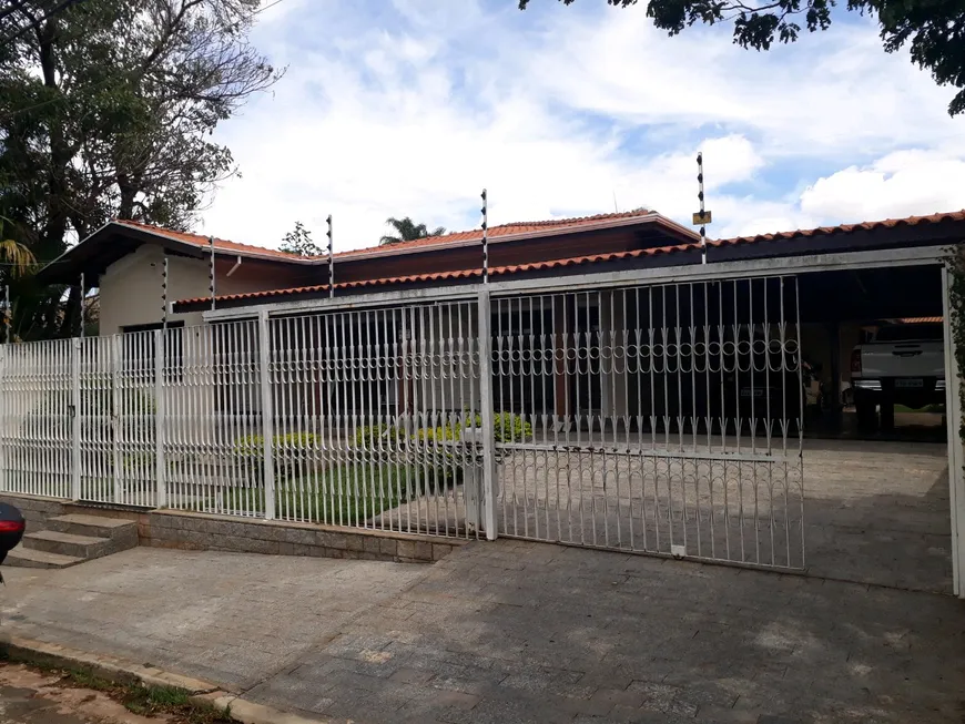 Foto 1 de Casa com 4 Quartos para alugar, 570m² em Parque Taquaral, Campinas