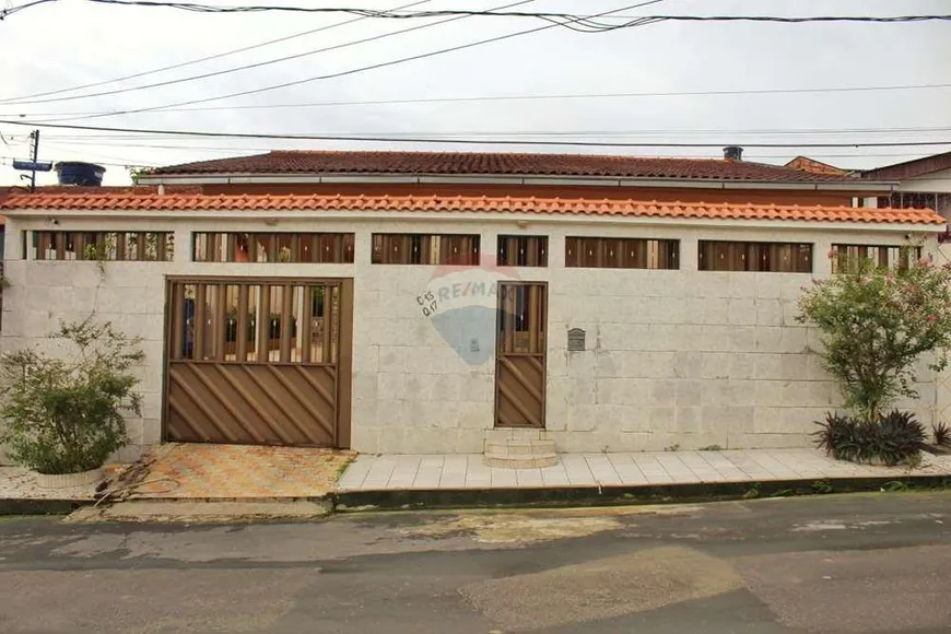 Foto 1 de Casa com 5 Quartos para alugar, 450m² em Planalto, Manaus