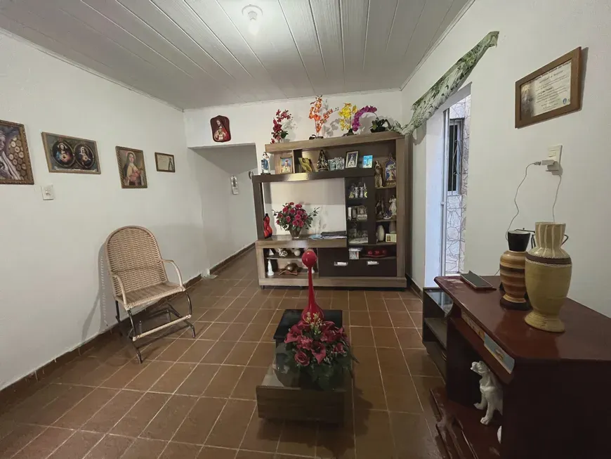 Foto 1 de Casa com 2 Quartos à venda, 70m² em Imbuí, Salvador