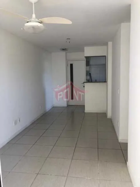 Foto 1 de Apartamento com 3 Quartos à venda, 65m² em Maria Paula, São Gonçalo