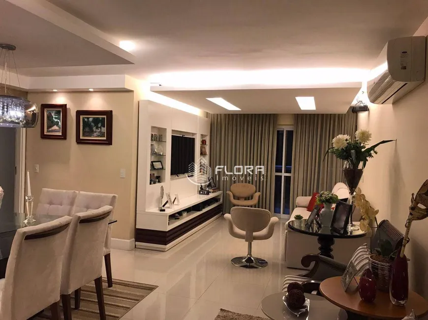 Foto 1 de Apartamento com 4 Quartos à venda, 150m² em Charitas, Niterói