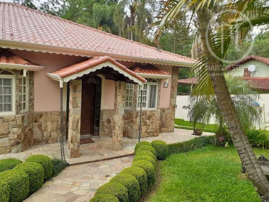 Foto 1 de Casa com 3 Quartos à venda, 334m² em Fazenda Ilha, Embu-Guaçu