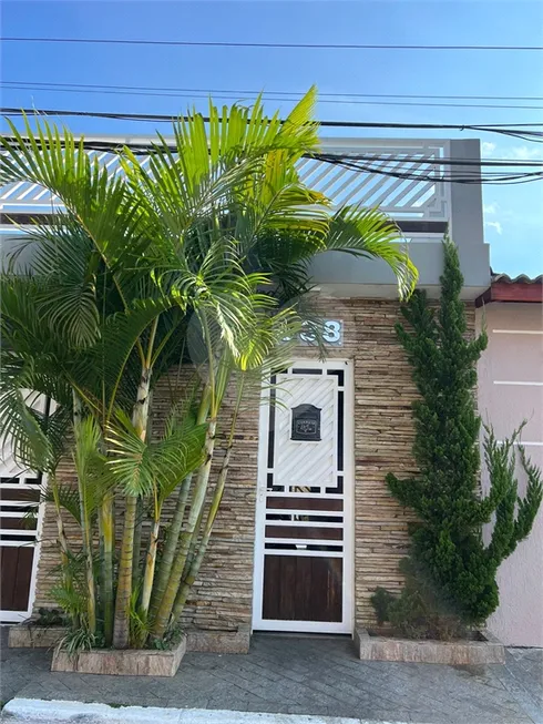 Foto 1 de Sobrado com 2 Quartos à venda, 200m² em Jardim Das Imbuias, São Paulo