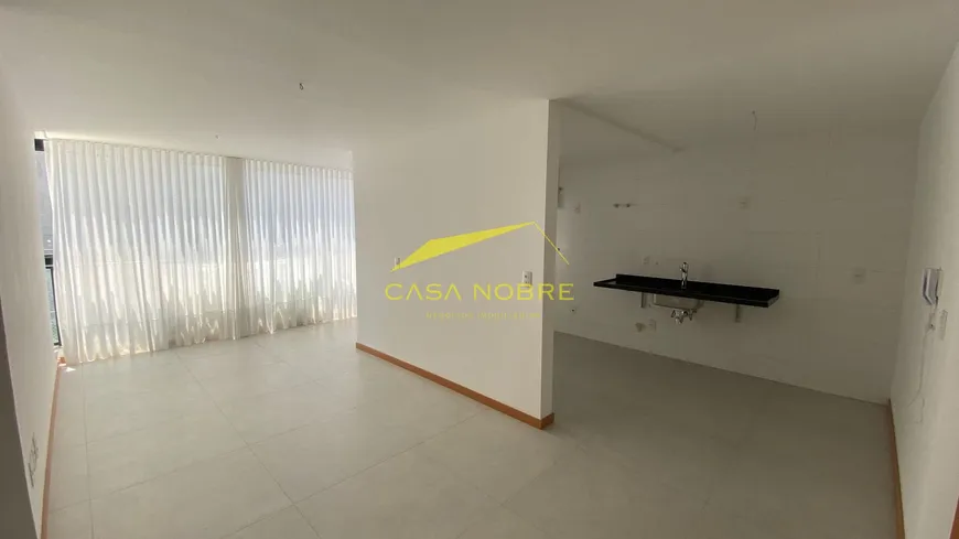 Foto 1 de Apartamento com 3 Quartos à venda, 90m² em Barro Vermelho, Vitória